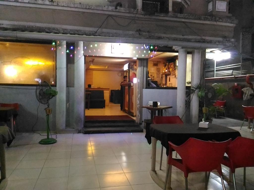 Hotel Palms Navi Mumbai Dış mekan fotoğraf
