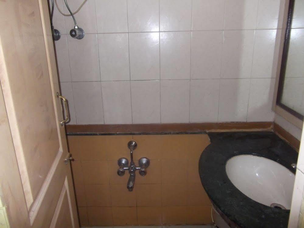 Hotel Palms Navi Mumbai Dış mekan fotoğraf